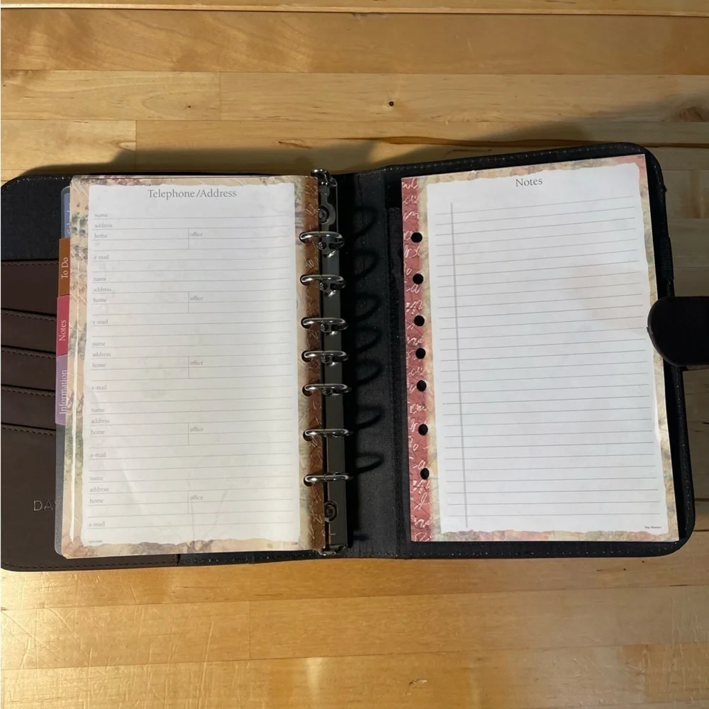 Day Runner Nylon Organizer Binder